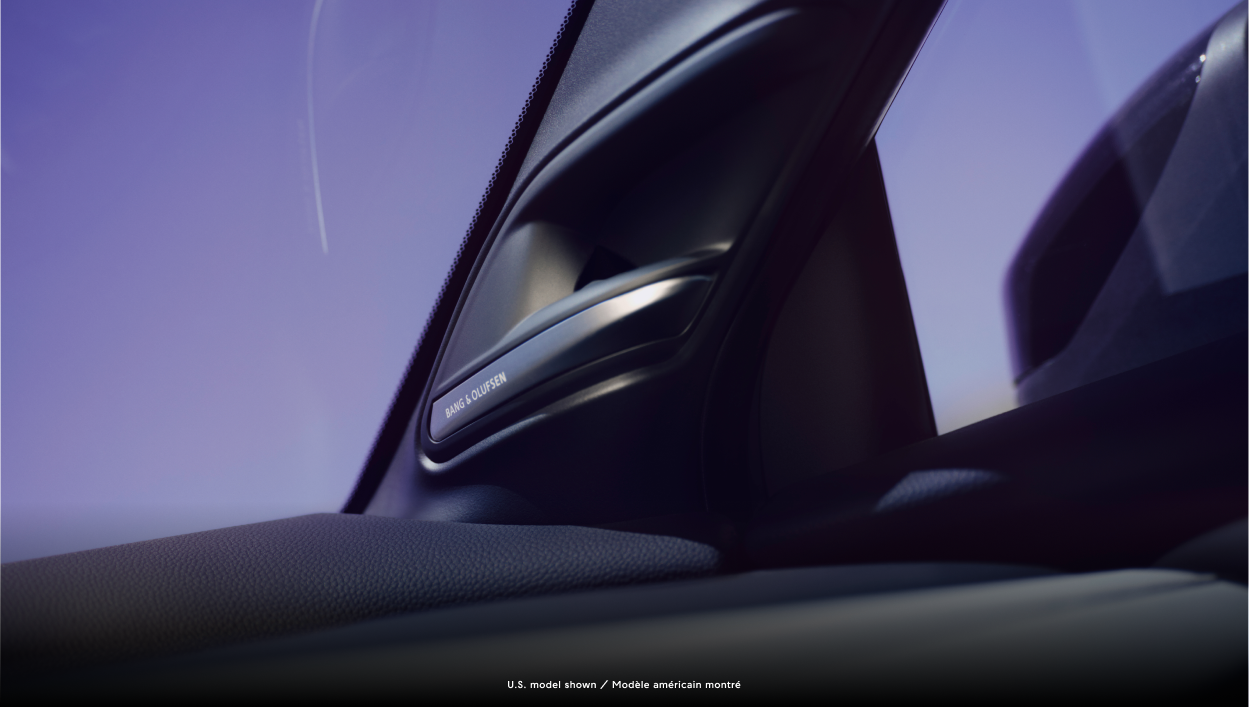 A close-up image of an interior feature is displayed. 
